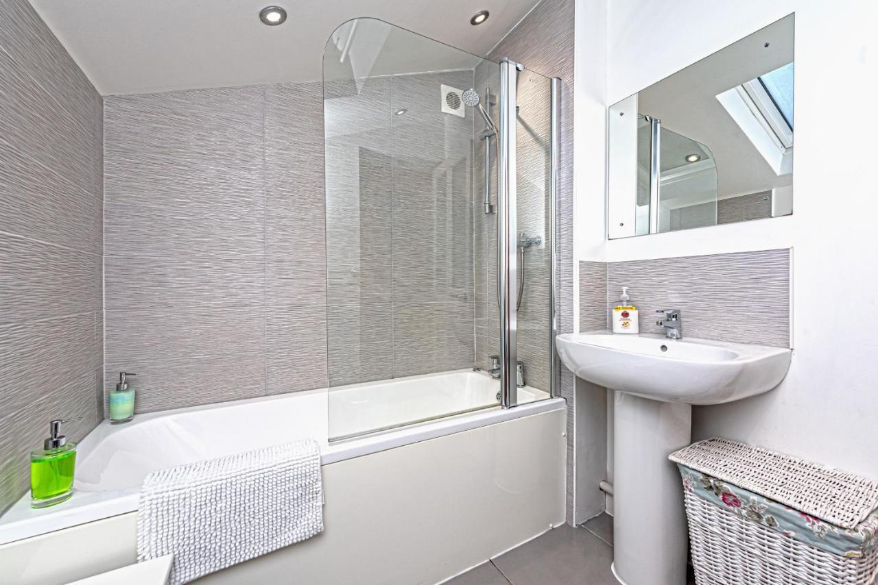 Taitwt1 Villa Caernarfon Ngoại thất bức ảnh
